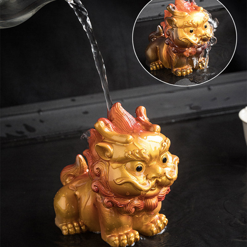 Small PiXiu Tea Pet – Gold PiXiu being watered with After inset comparison, fortune tea pet