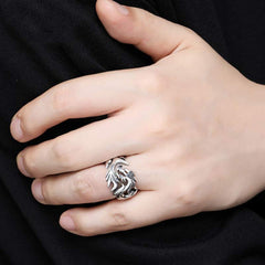Dragon Pattern Protection Ring – sculpted dragon worn on hand, Striking