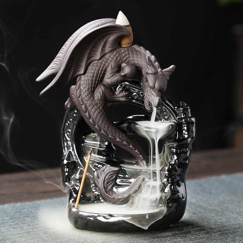 Ceramic Dragon Backflow Incense Burner – winged dragon with white smoke waterfall flowing into black basin, mystical Imagen principal del producto