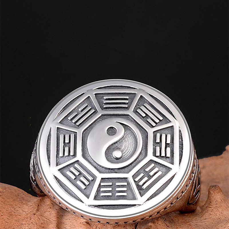 Yin Yang Copper Adjustable Ring – Oxidized yin-yang with trigrams on dark surface, silver ring