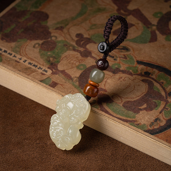 Jade Pi Xiu Keychain for Wealth and Car Protection – Left, front view, lucky charm