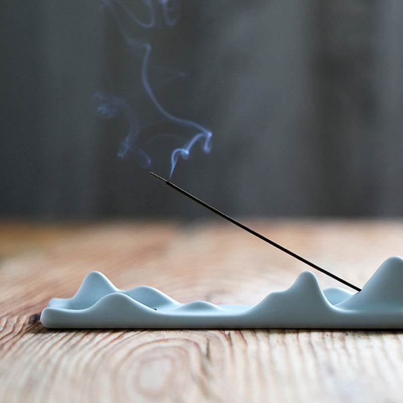 Mountain Cloud Incense Holder – Pale blue peaks with curling smoke, serene