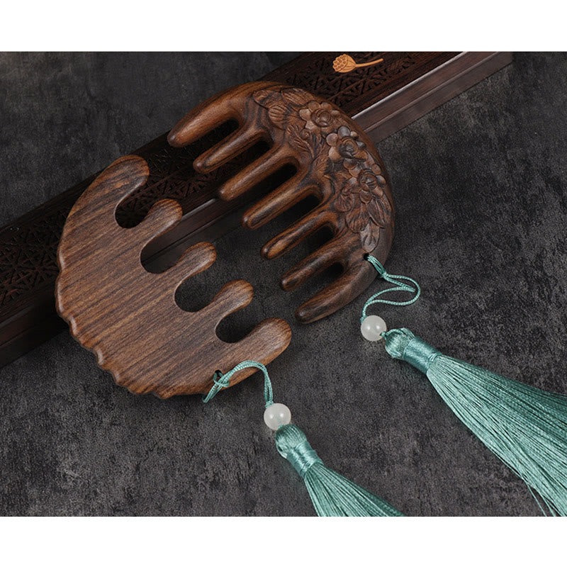 Green Sandalwood Koi & Lotus Tassel Comb – Chacate Preto Wood Koi Fish Lotus, image 8