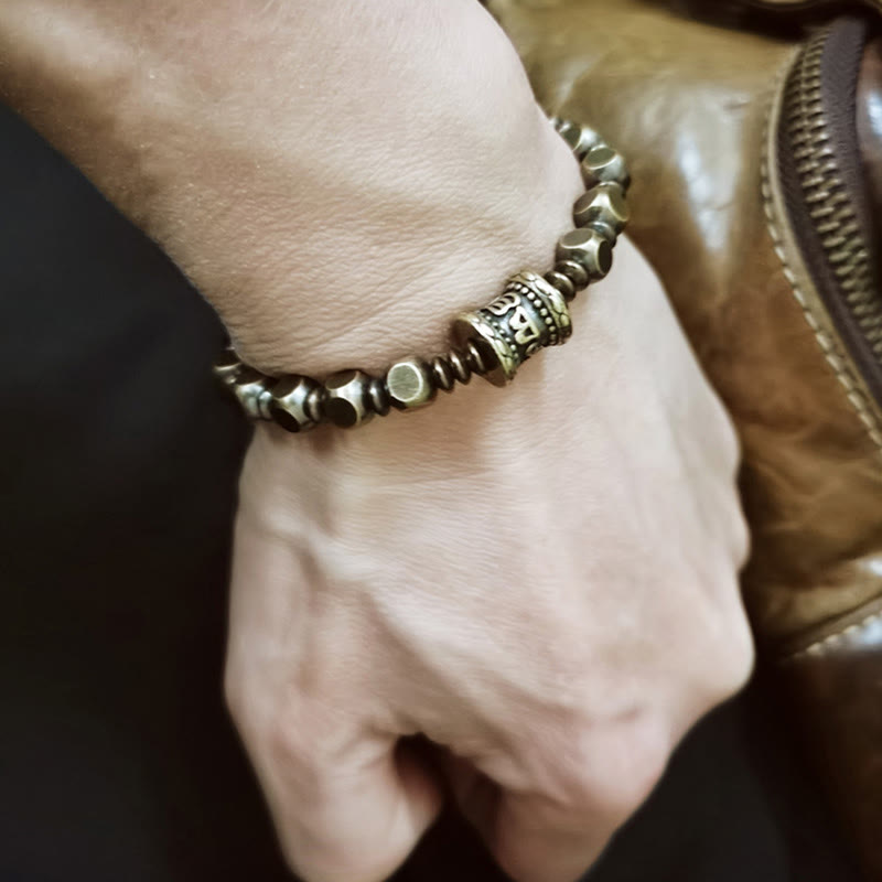 Bracelet en laiton Om Mani Padme Hum avec carte cadeau Image secondaire du produit
