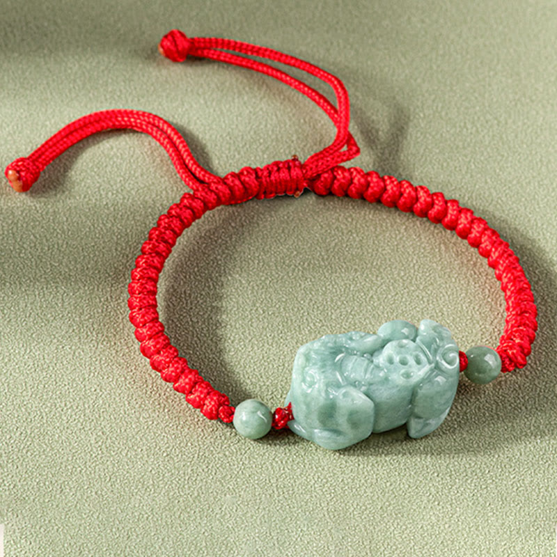 Jade PiXiu Knot Bracelet – Red King Kong knot bracelet with carved jade PiXiu and adjustable cord