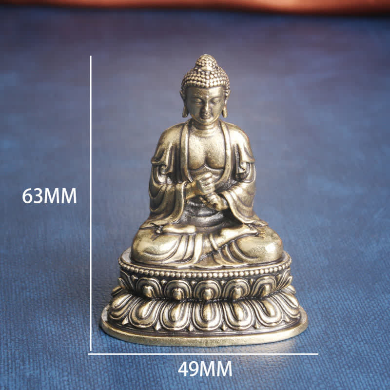 Tathagata Buddha Copper Statue – Smooth skin and textured robe contrast, artisan metalwork