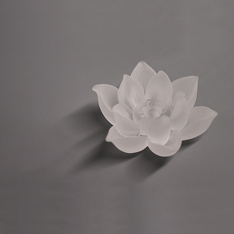 Lotus Liuli Incense Burner – solitary bloom on neutral backdrop, Minimalist