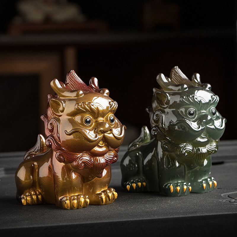 Small PiXiu Tea Pet – Gold and green resin PiXiu pair on black tea tray, wealth home figurine
