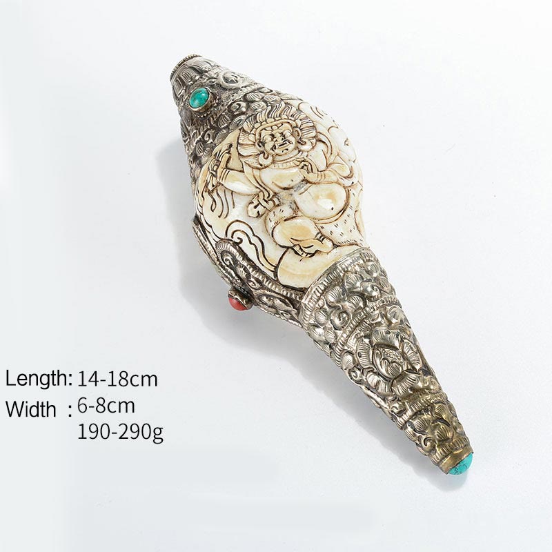 Engraved Shankha Positive Conch – conch lip edge with engraved vajra border protection, sacred geometry