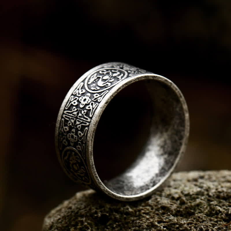Four Guardian Beasts Ring – oxidized medallions on natural stone, Timeless