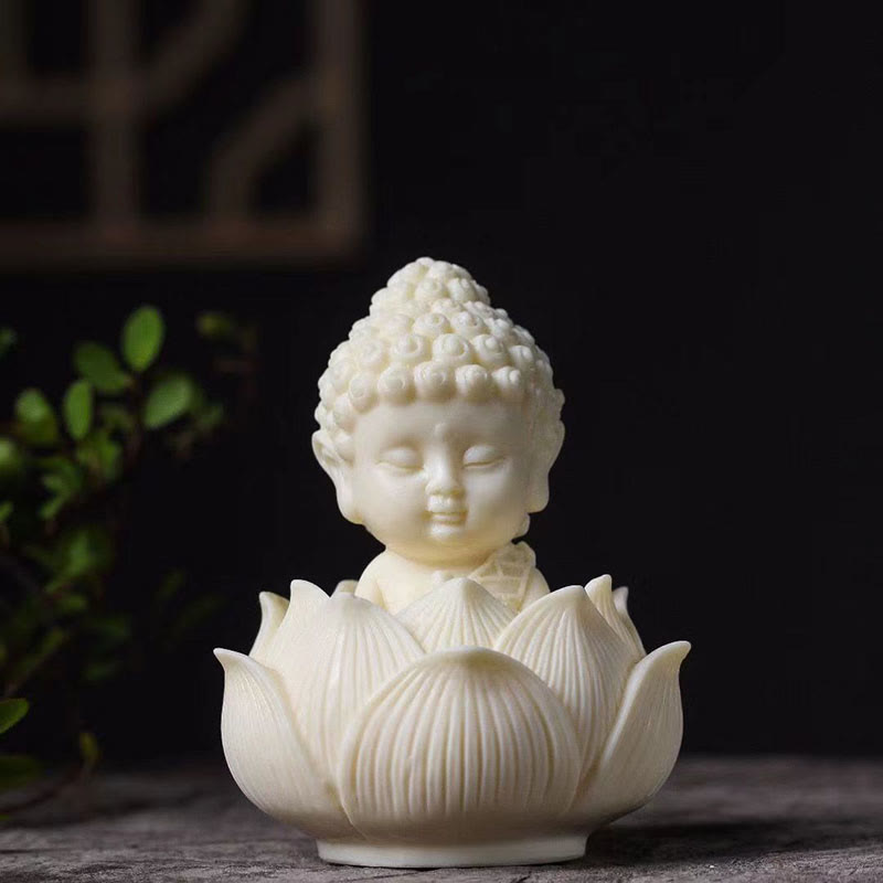Mini Ivory Fruit Buddha Lotus Serenity Desk Decoration – Tiny ivory-fruit Buddha on lotus base, peaceful desk ornament gift