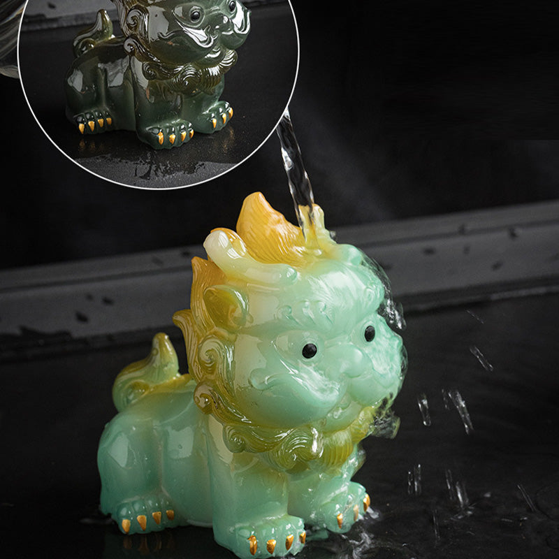 Small PiXiu Tea Pet – Light green PiXiu watered with dark green inset, color change comparison