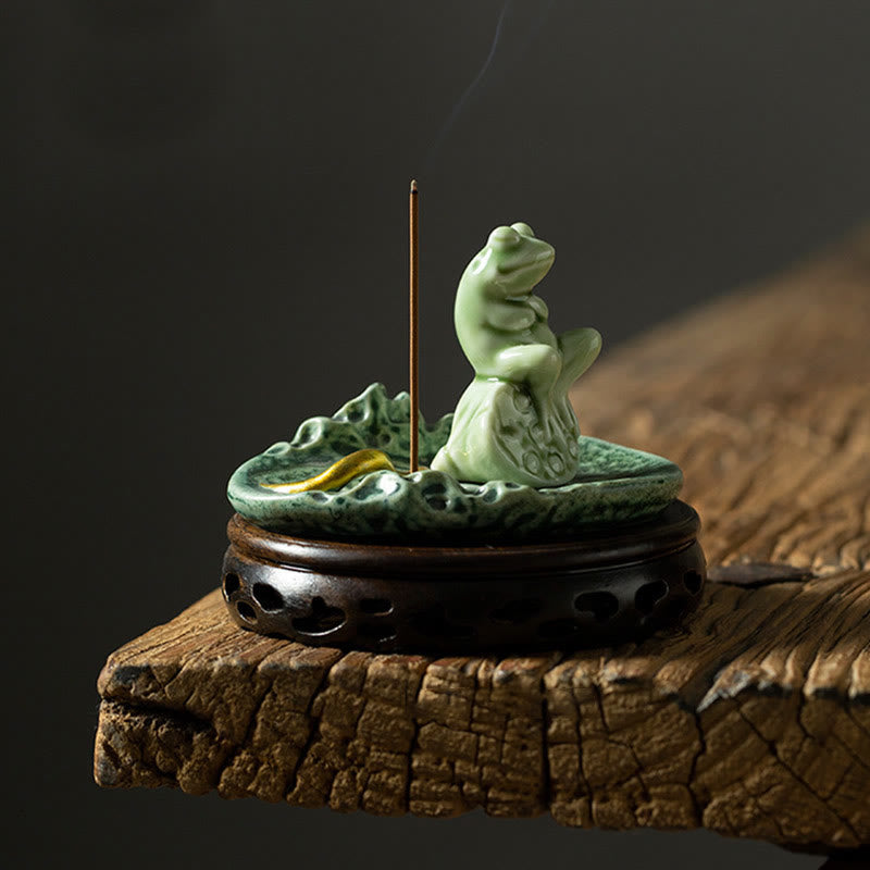 Ceramic Frog Incense Burner – Tea pet figurine close-up, Glossy celadon, Charming