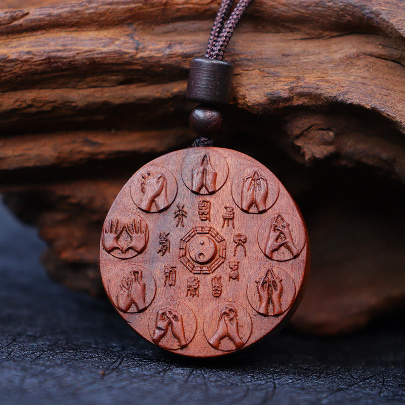 Lightning Struck Jujube Wood Pendant – Round carved wooden amulet with eight Buddhist mudras and yin-yang bagua symbol, reddi