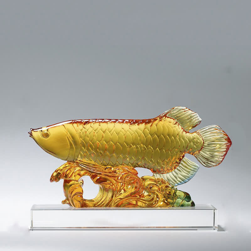 Liuli Crystal Koi Fish Art – Close-up translucent body, colored glaze koi decor