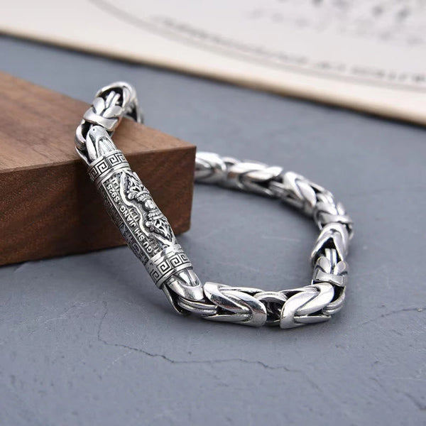 Dorje Vajra motif chain bracelet, display view