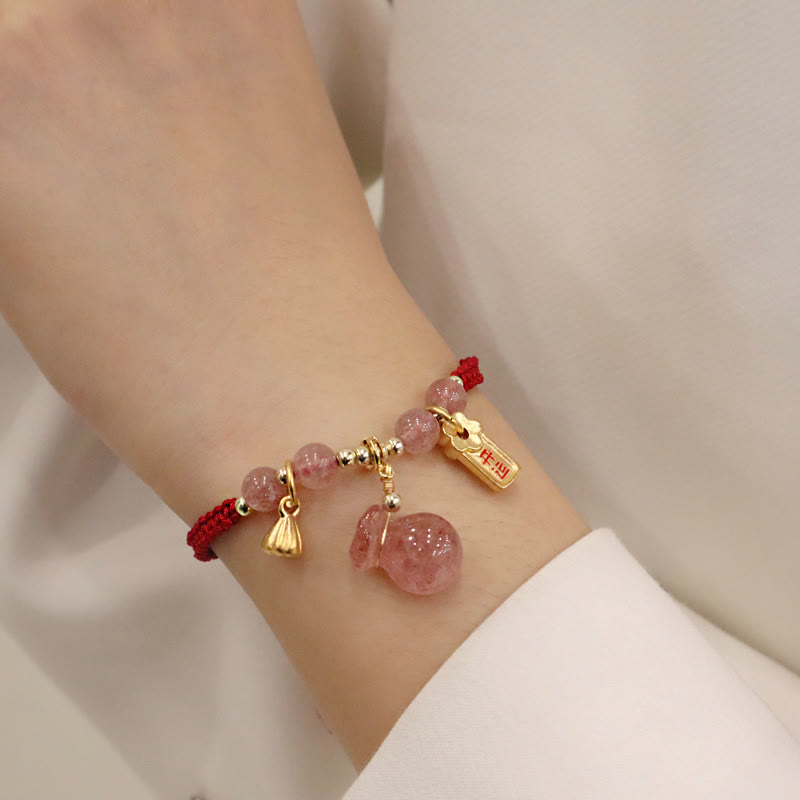 Pulsera de hilo rojo con cuarzo fresa, amuleto de la suerte y flor de loto | Amor y Sanación