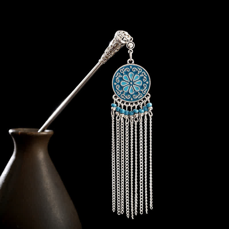 Flowers-Blue round blue enamel flower pendant with blue beads