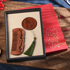 Green Sandalwood Rosewood Lotus Engraved Soothing Comb Set – Rosewood Lotus+Double Happiness Round Mirror, angled view
