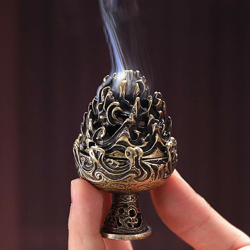 Copper Alloy Mountain Incense Burner – Handheld showing palm-sized bronze Boshanlu with rising smoke, scale demonstration