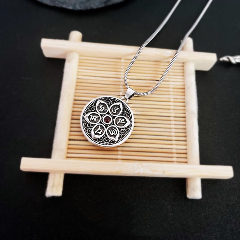 Vintage Tibetan I Ching Spiritual Divination Om Stainless Steel Pendant Necklace