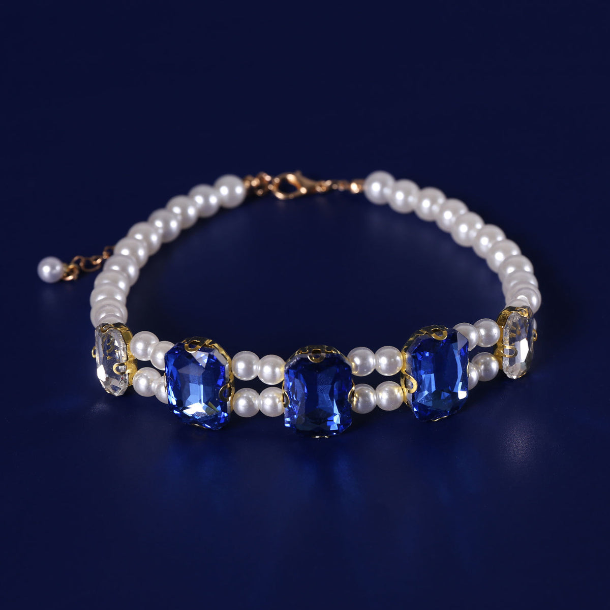 Crystal Rhinestone Pearl Cat Collar – Blue / M (27-35cm), angled view
