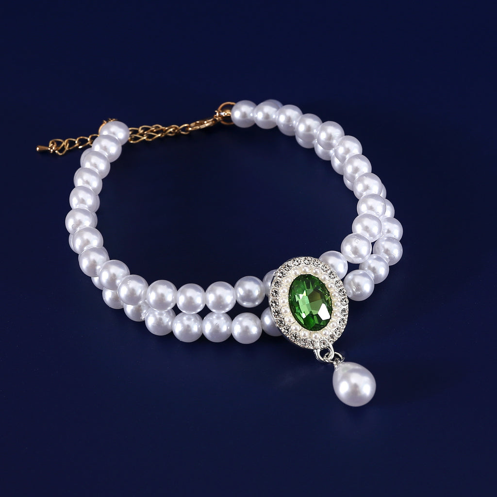 Luxury Pearl Pet Necklace – Double-layer pearl collar with green gemstone center and pearl drop, gold chain clasp